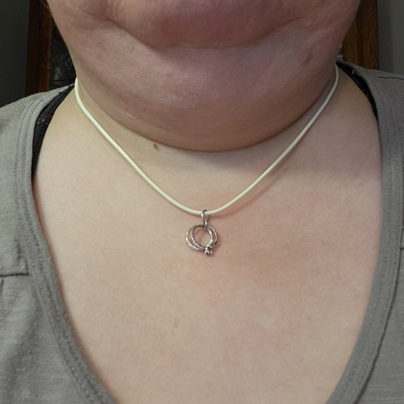 Vintage Silver Tone Engagement and Wedding Band Necklace Pendant Charm - Picture 10 of 16